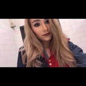 Meet your Posher, Kaylin